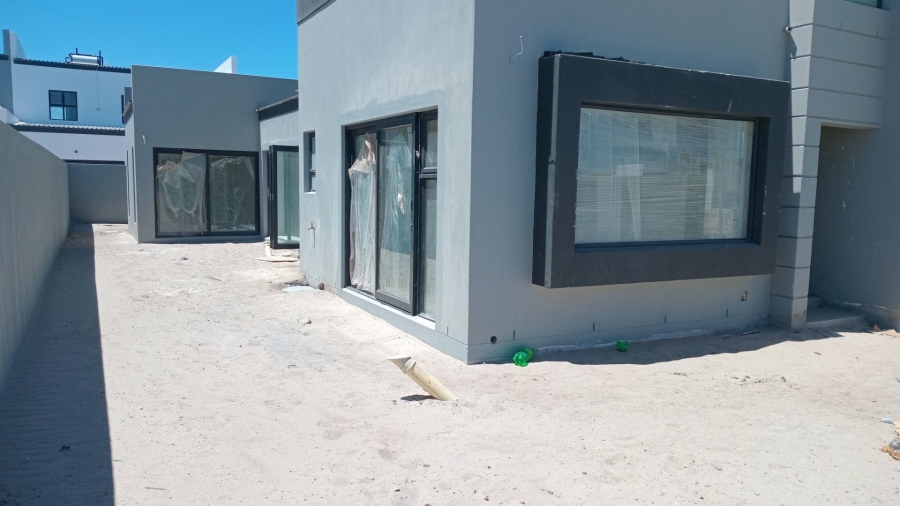 4 Bedroom Property for Sale in Sandown Western Cape
